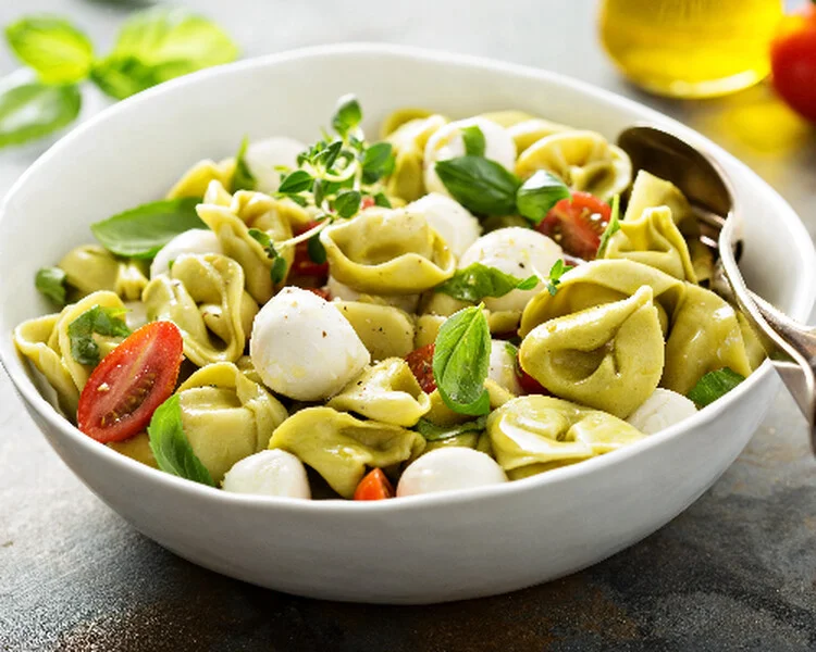 Salade de Tortelloni croustillants